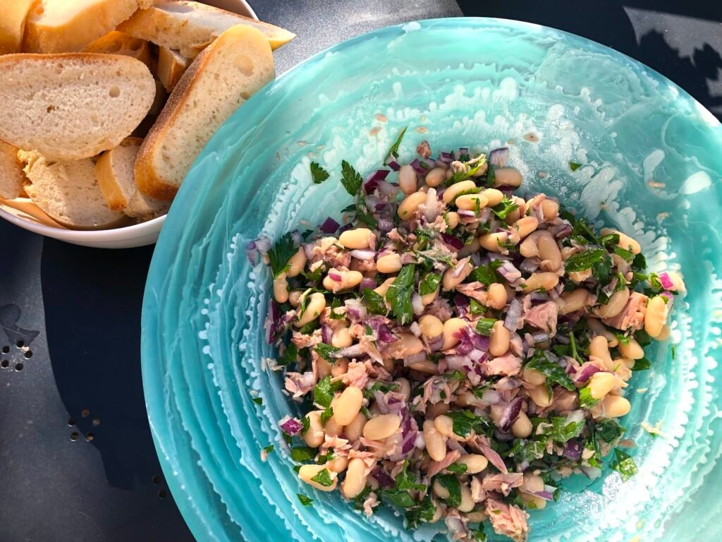 Tuna and cannellini bean salad
