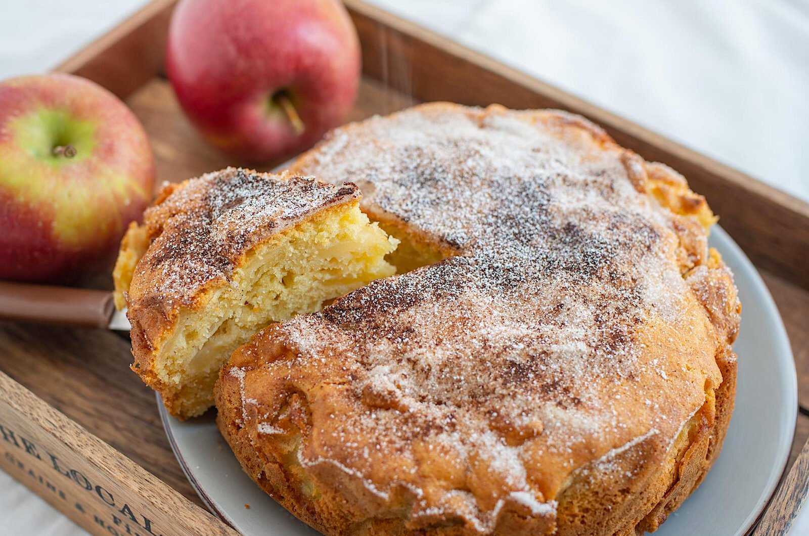 Let The apples Shine French Apple Cake