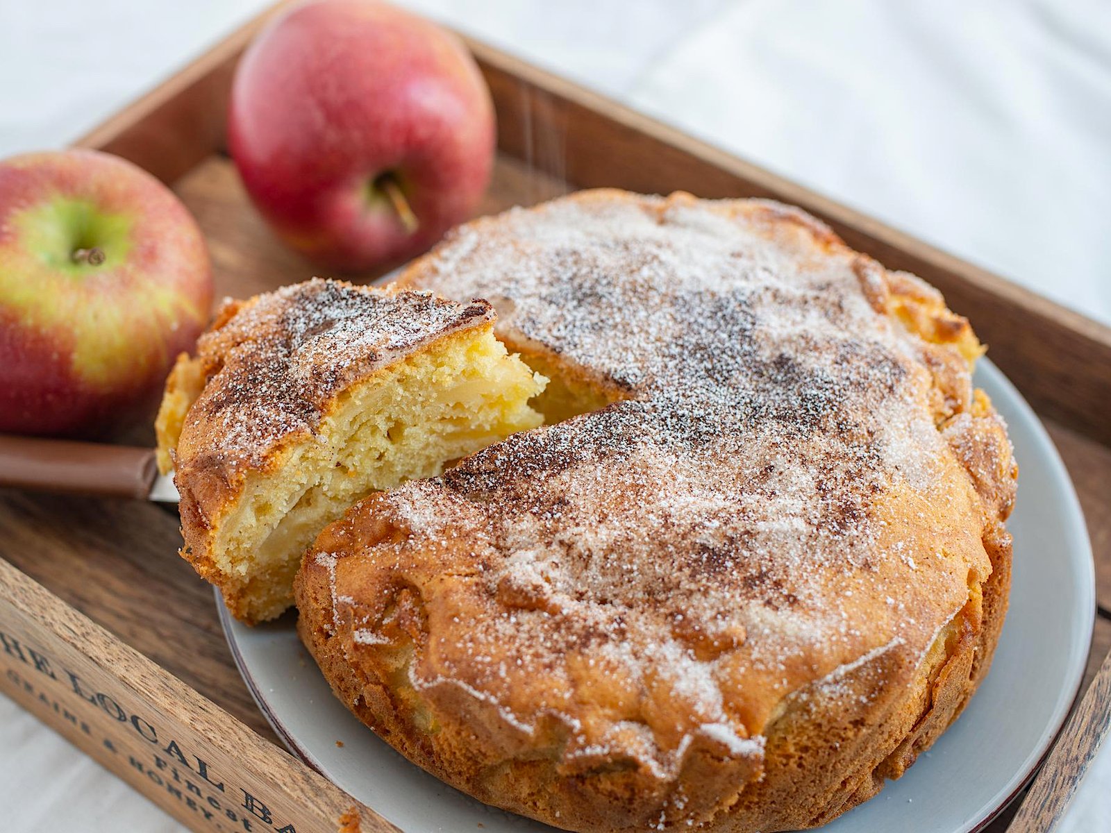 French apple cake