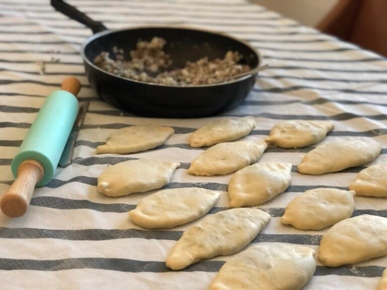 Pirozhki on the table