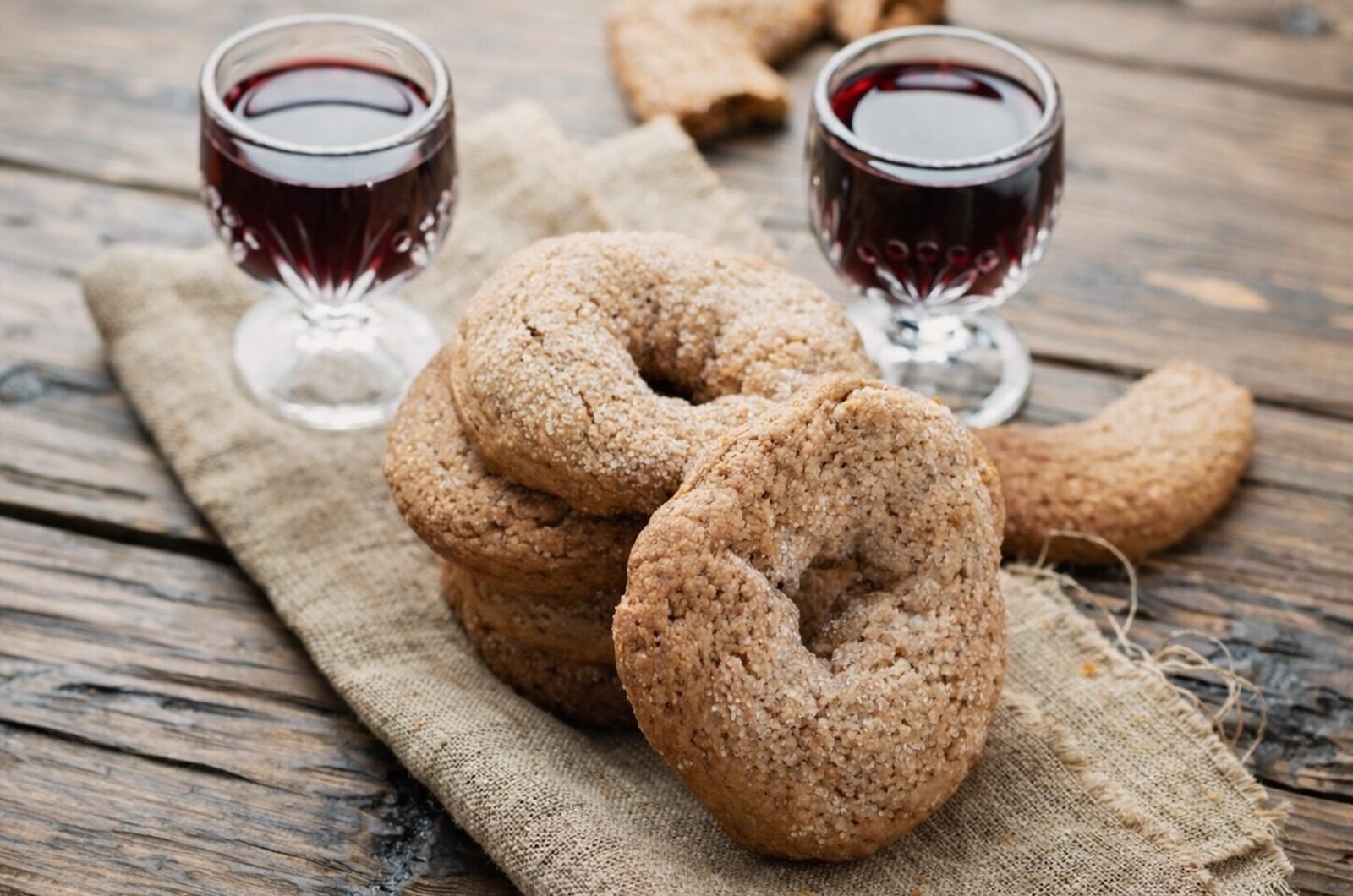 Italian Red Wine Cookies (Ciambelline al Vino)